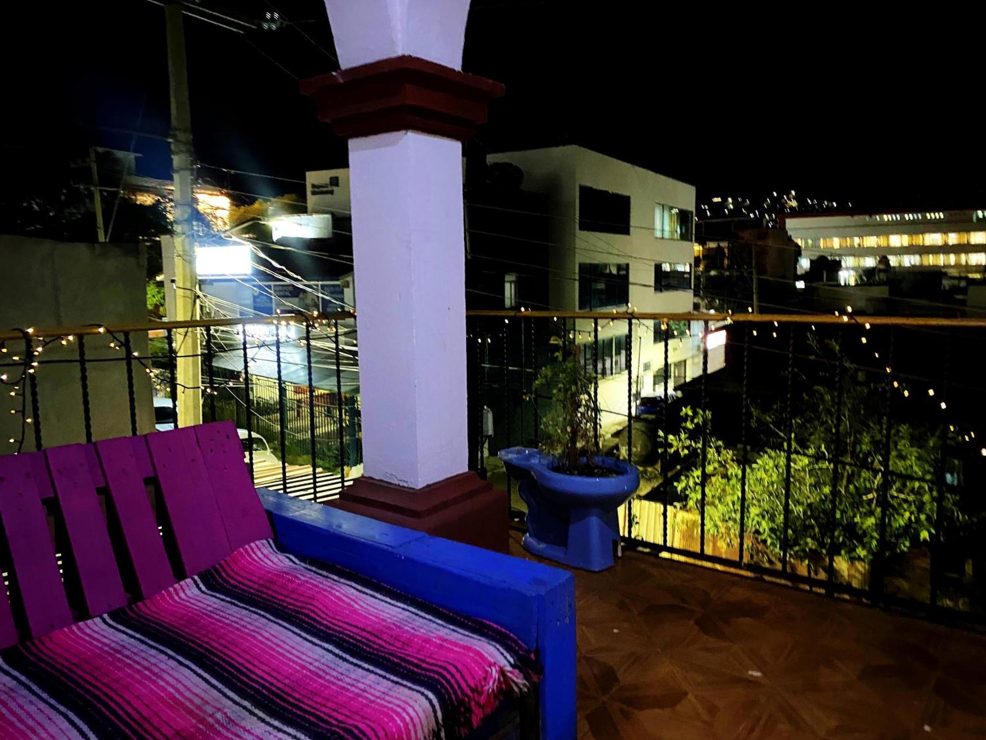 Casa El Mundo Hostel Oaxaca ภายนอก รูปภาพ