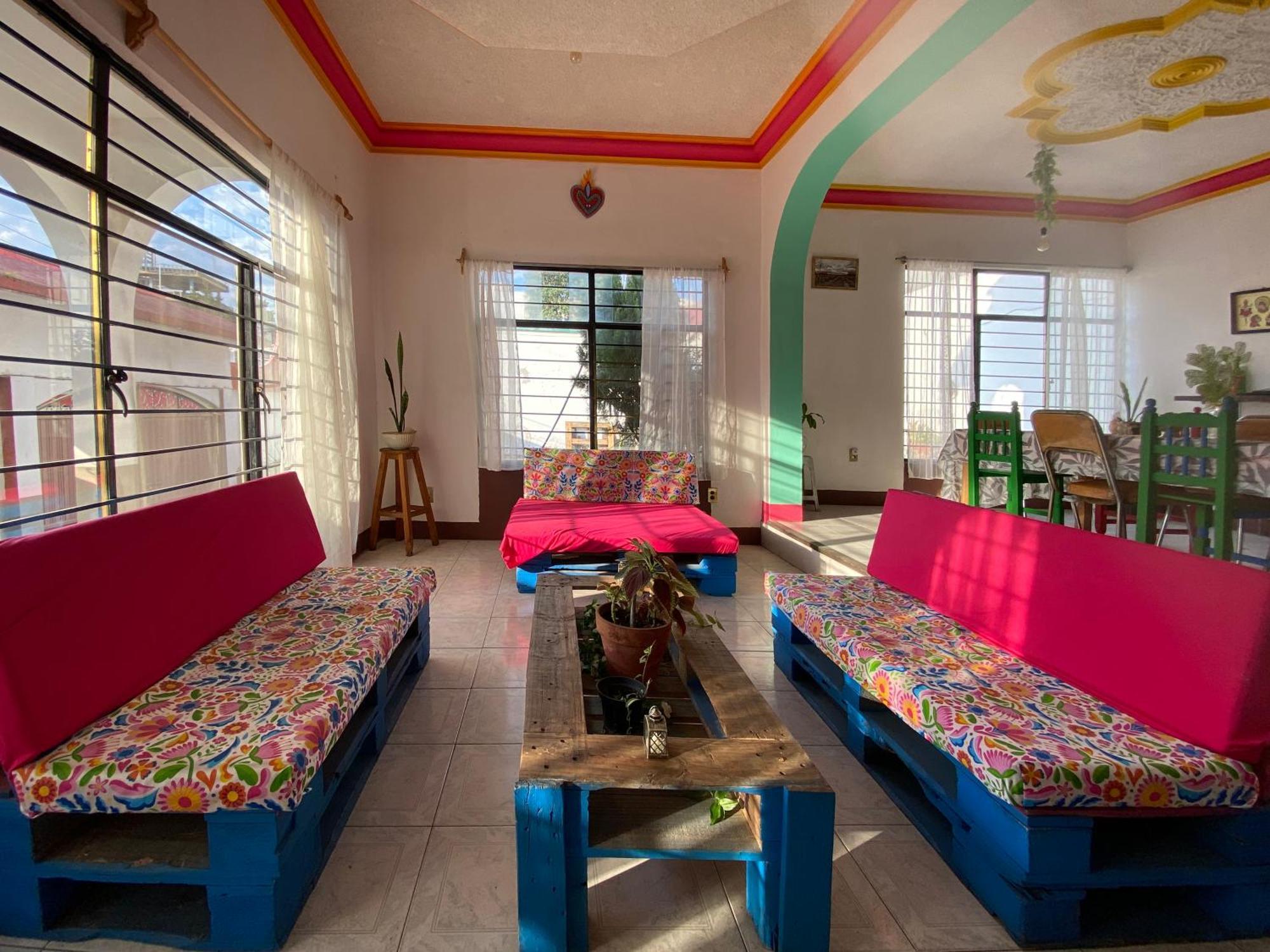 Casa El Mundo Hostel Oaxaca ภายนอก รูปภาพ